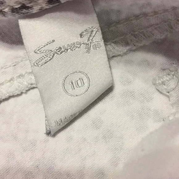 Seven 7 shorts - Picture 4 of 12